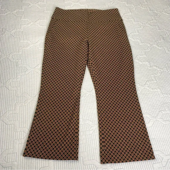 Cabi Dandy Kick Flare Crop High Rise Pants #4689 Size L Pull On Medallion Floral - Picture 4 of 14